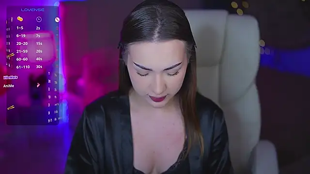 OliviaMoore  online show from 5, 2, 2026