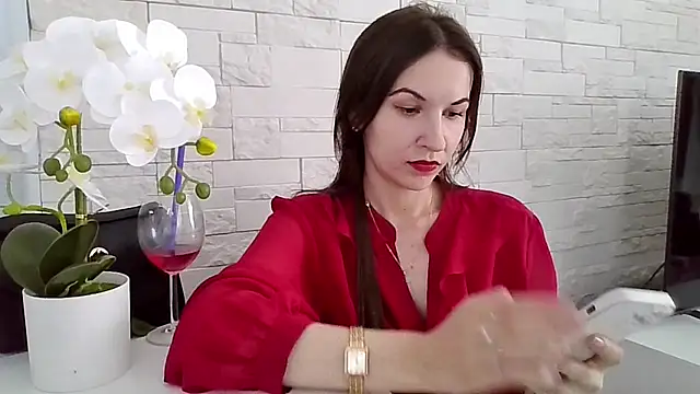 Snapshot of JuliaLovely chatting on 24, 6, 2026 JuliaLovely online show from 24, 6, 2026