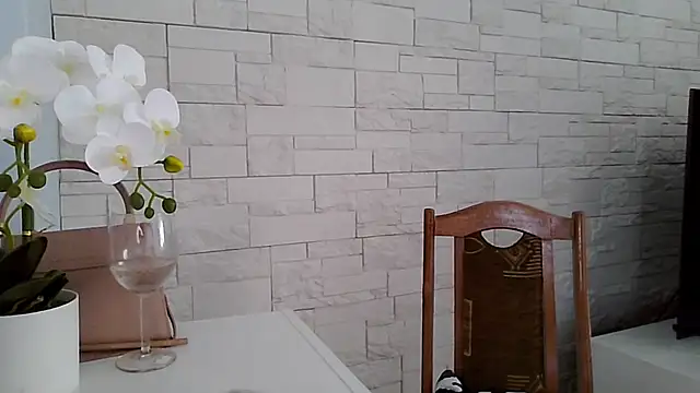 Snapshot of JuliaLovely chatting on 15, 7, 2026 JuliaLovely online show from 15, 7, 2026