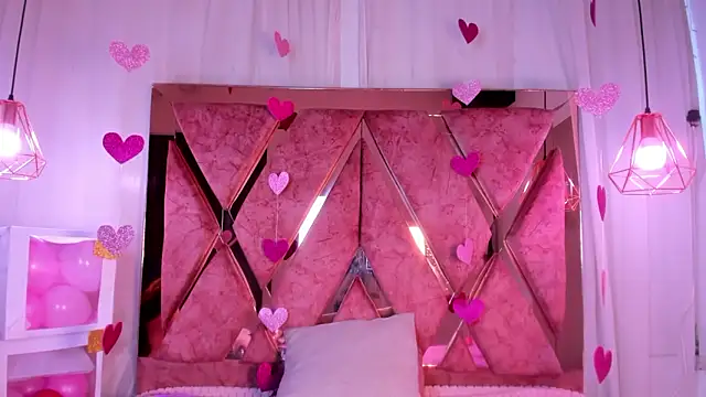 shantal cooper  online show from 19, 2, 2026