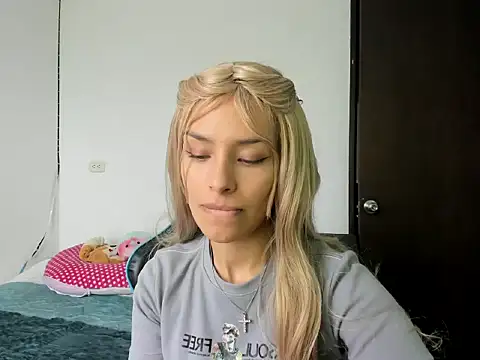 Snapshot of Megan_Blue_ chatting on 24, 2, 2026 Megan Blue online show from 24, 2, 2026