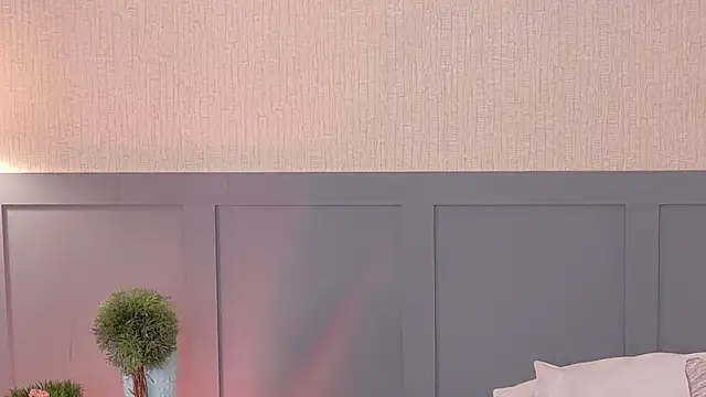 Snapshot of Annia-Greco chatting on 19, 2, 2026 Annia-Greco online show from 19, 2, 2026