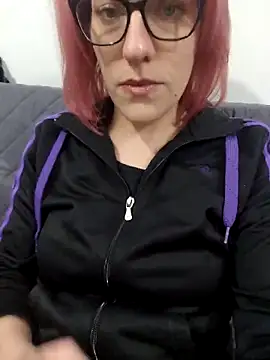 Snapshot of PolomaAndBobo chatting on 11, 2, 2026 PolomaAndBobo online show from 11, 2, 2026