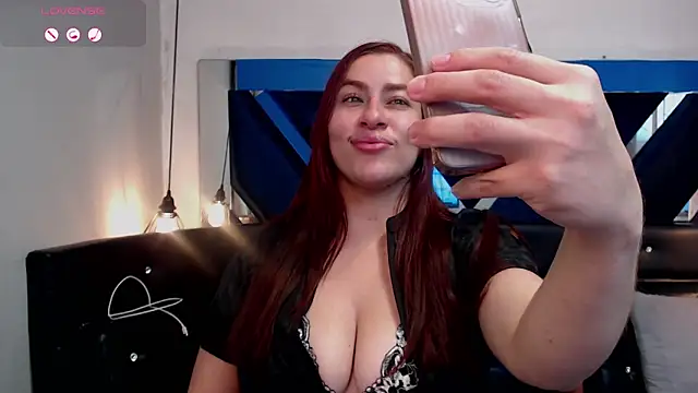 Snapshot of Alison-mar chatting on 5, 6, 2026 Alison-mar online show from 5, 6, 2026
