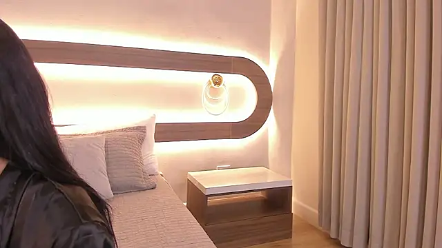 Violeta sum online show from 6, 3, 2026