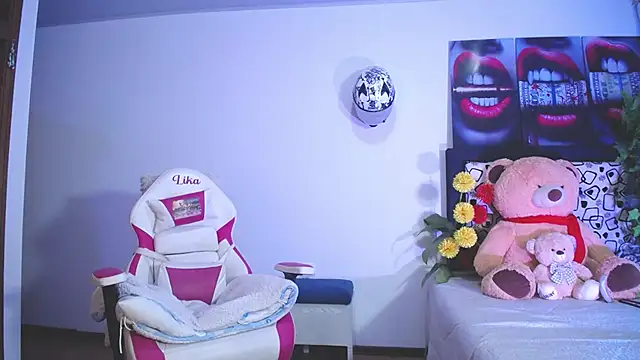 lika little0 online show from 8, 6, 2026