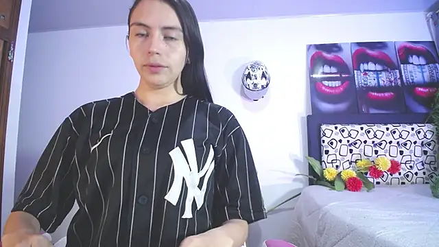 lika little0 online show from 6, 5, 2026