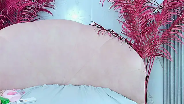 Snapshot of EmmaLebrun chatting on 20, 2, 2026 EmmaLebrun online show from 20, 2, 2026