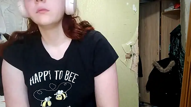 Snapshot of VannessaDillenbeck chatting on 24, 2, 2026 VannessaDillenbeck online show from 24, 2, 2026