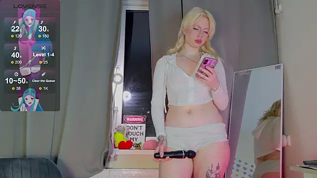 BladeSonya online show from 13, 3, 2026