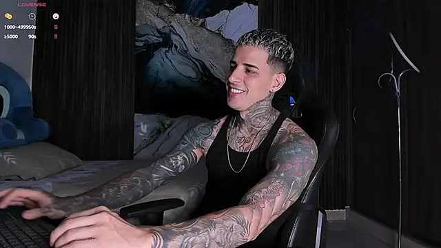 Snapshot of trisstann_ chatting on 25, 2, 2026 trisstann online show from 25, 2, 2026