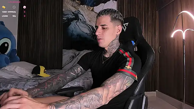 Snapshot of trisstann_ chatting on 10, 2, 2026 trisstann online show from 10, 2, 2026