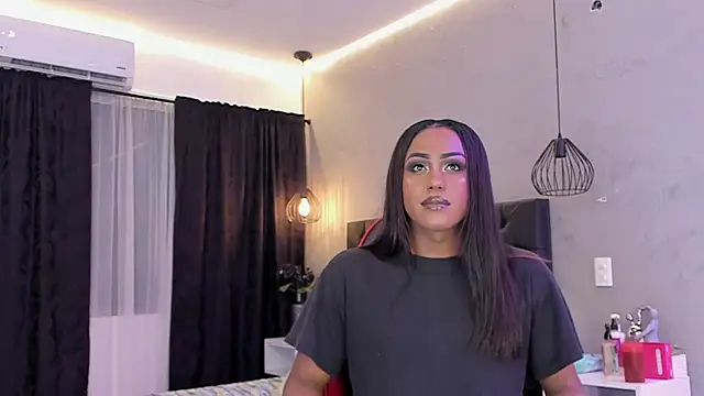 naomi  blair online show from 30, 6, 2026