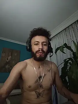 Snapshot of kauzZhomi chatting on 17, 2, 2026 kauzZhomi online show from 17, 2, 2026