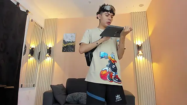 DesiresOfOlympus  online show from 6, 4, 2026