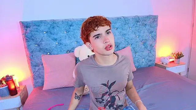 Snapshot of ryan_onFire chatting on 7, 3, 2026 ryan onFire online show from 7, 3, 2026