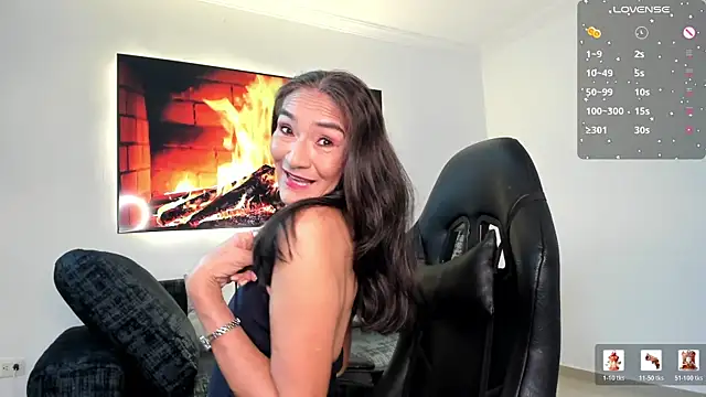 Emma Mendozaa online show from 7, 7, 2026
