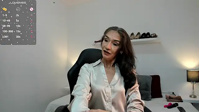 Emma Mendozaa online show from 15, 5, 2026