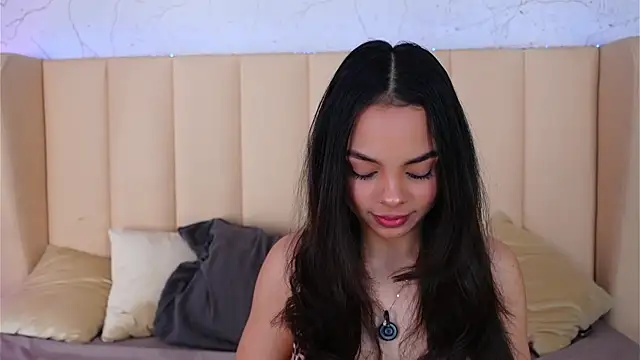 BambiRoses online show from 4, 3, 2026