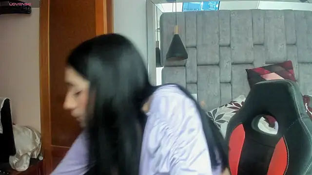 Snapshot of Maitebigboobs chatting on 6, 2, 2026 Maitebigboobs online show from 6, 2, 2026