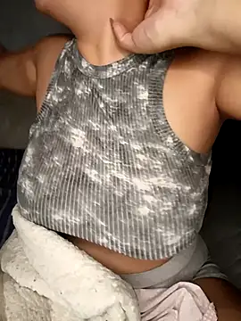 soylula884 online show from 10, 4, 2026