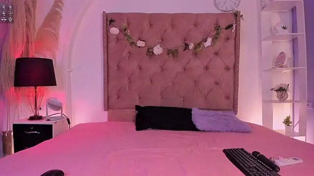 Lia Passion online show from 11, 4, 2026