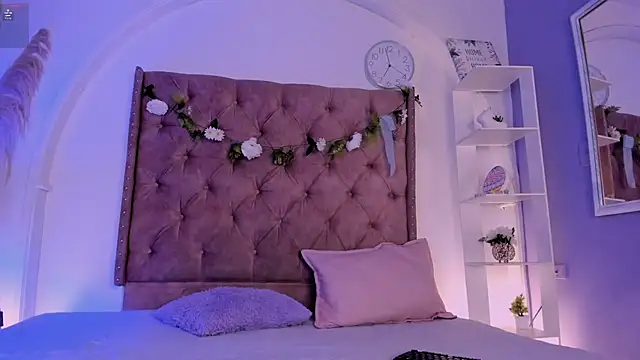 Lia Passion online show from 9, 4, 2026