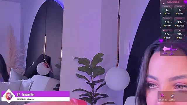 Snapshot of lunamiller_01 chatting on 9, 7, 2026 lunamiller 01 online show from 9, 7, 2026