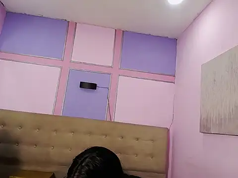 Snapshot of Melannyy__ chatting on 20, 2, 2026 Melannyy online show from 20, 2, 2026