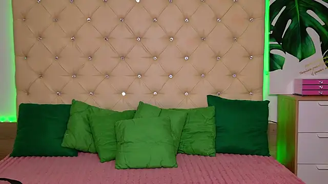 AwaMax online show from 5, 3, 2026