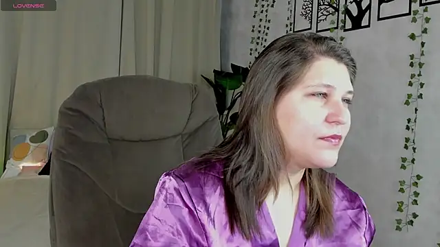 helenahoff online show from 10, 3, 2026