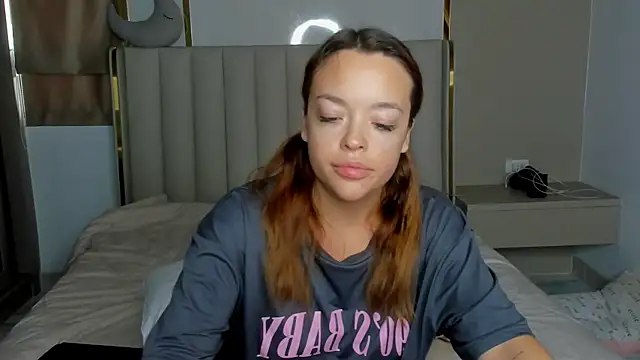 Snapshot of stellaa_quenn chatting on 9, 4, 2026 stellaa quenn online show from 9, 4, 2026