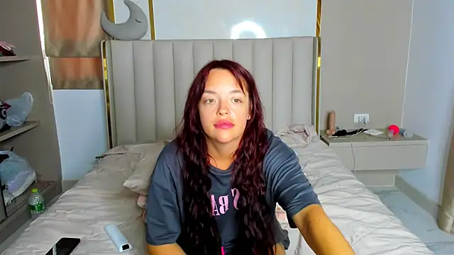 Snapshot of stellaa_quenn chatting on 14, 7, 2026 stellaa quenn online show from 14, 7, 2026