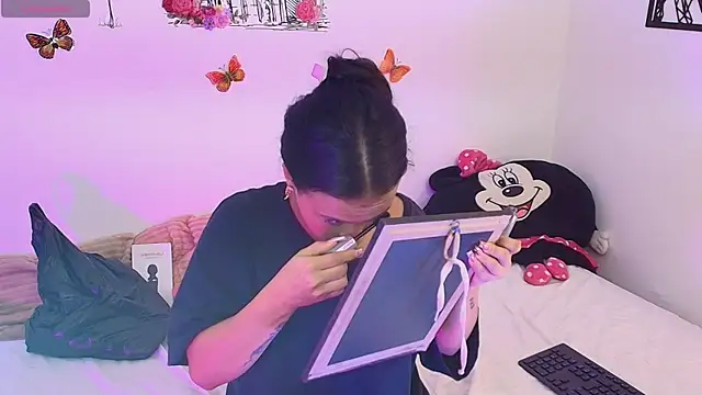 Snapshot of Kristin___ chatting on 28, 2, 2026 Kristin online show from 28, 2, 2026