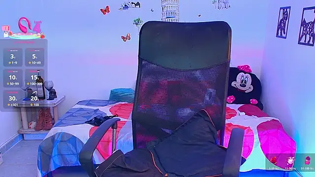 Snapshot of Kristin___ chatting on 25, 2, 2026 Kristin online show from 25, 2, 2026