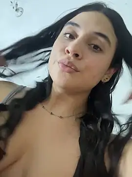 Snapshot of sweet_bonnyy chatting on 6, 2, 2026 sweet bonnyy online show from 6, 2, 2026