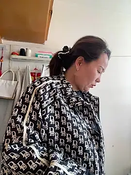 Youyou 12 online show from 14, 4, 2026