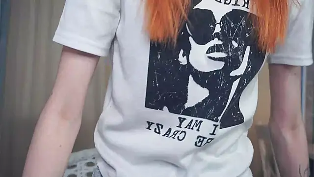 Snapshot of TarynPalek chatting on 17, 2, 2026 TarynPalek online show from 17, 2, 2026