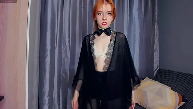 TarynPalek online show from 23, 4, 2026