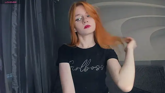 TarynPalek online show from 17, 7, 2026