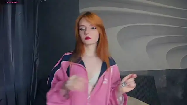 TarynPalek online show from 18, 7, 2026
