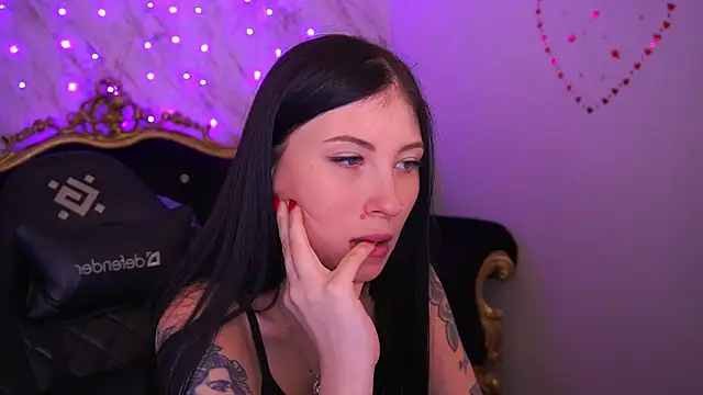 Snapshot of LunaaMay chatting on 1, 3, 2026 LunaaMay online show from 1, 3, 2026