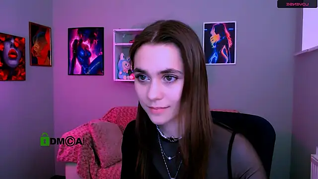 laurenmurrr online show from 17, 4, 2026