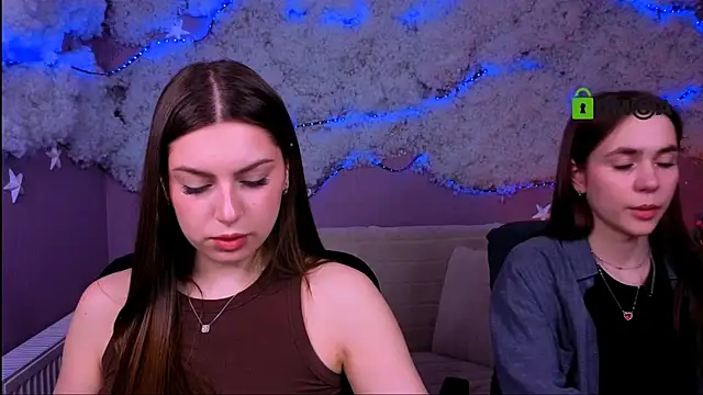 Snapshot of laurenmurrr chatting on 3, 5, 2026 laurenmurrr online show from 3, 5, 2026