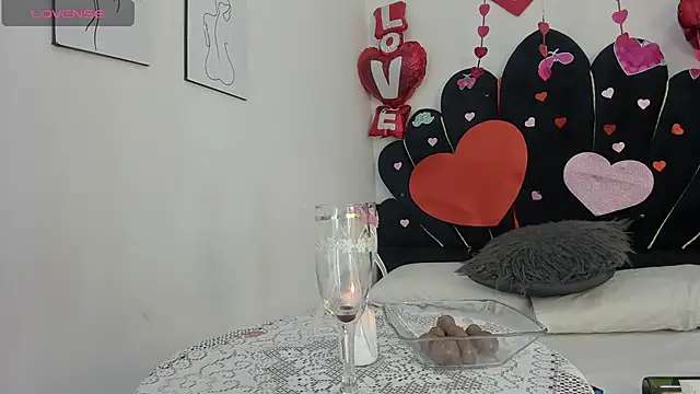 dahlialee online show from 14, 2, 2026