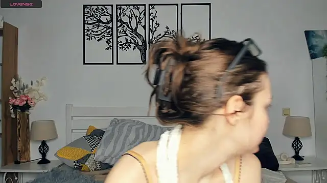 Snapshot of MalvinaTrafford chatting on 14, 2, 2026 MalvinaTrafford online show from 14, 2, 2026