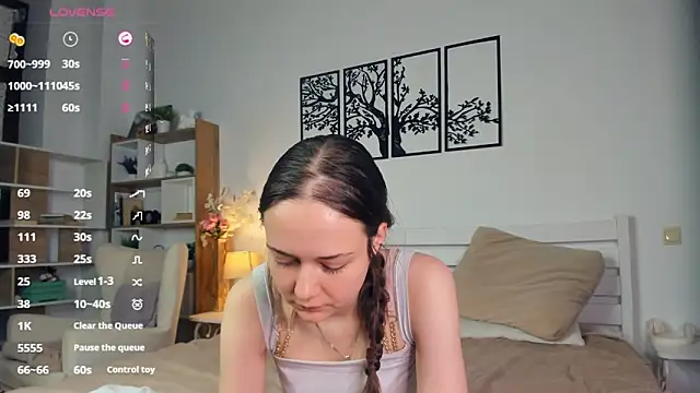 MalvinaTrafford online show from 11, 4, 2026