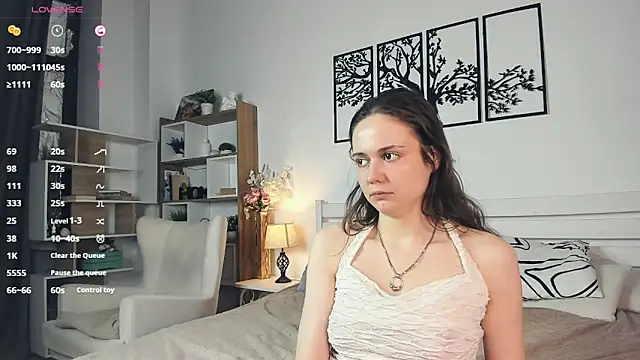 MalvinaTrafford online show from 16, 4, 2026