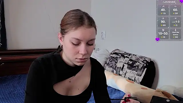 JadwigaTagliavia online show from 10, 3, 2026