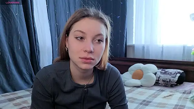 JadwigaTagliavia online show from 12, 4, 2026